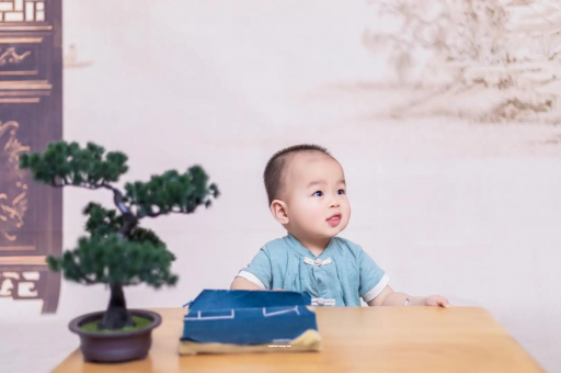 代怀生子好找吗怎么给宝宝称体重